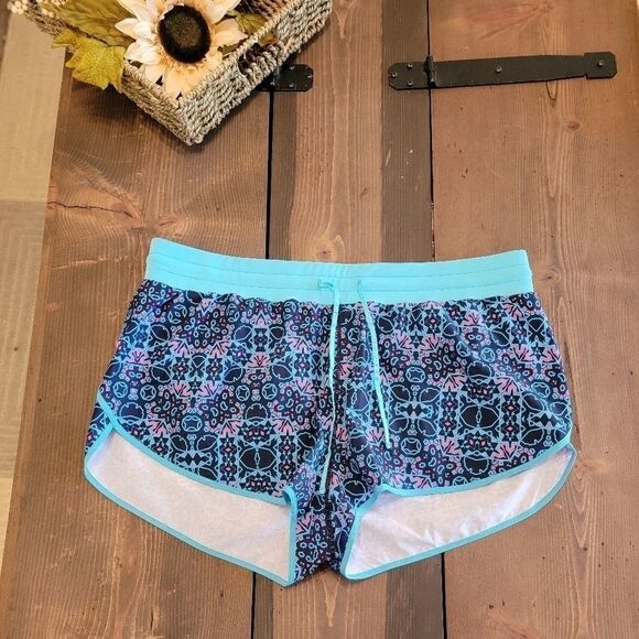 Fabletics shorts drawstring size XL - Picture 1 of 3